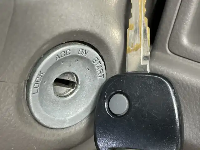 スズキ エブリイ PC 新潟県 2021(令3)年 2.9万km スペリアホワイト スズキセーフティサポート/社外ディスプレイオーディオ/Bluetooth/バックカメラ/オートライト/オートハイビーム/リモコンキー/コーナーセンサー/フロアマット