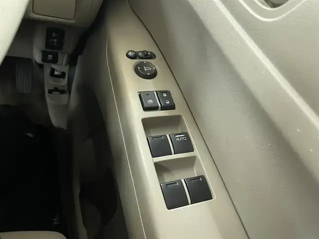 ホンダ Ｎ ＢＯＸ ＋ G 道央・札幌 2013(平25)年 2.6万km チェリーシェルピンクメタリック ・4WD/・車いす仕様車/・スロープ/電動ウインチ/・横滑り防止/・キーレス/・電格ミラー/・ミラーヒーター/・冬タイヤ14インチホイル積込