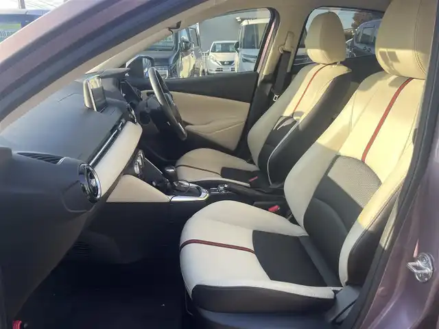 マツダ デミオ 13S ツーリング Lパッケージ 群馬県 2016(平28)年 3.9万km スモーキーローズマイカ (株)IDOMが運営する【じしゃロン伊勢崎店】の自社ローン専用車両になりますこちらは現金またはオートローンご利用時の価格です。自社ローンご希望の方は別途その旨お申付け下さい/純正SDナビ/・FM AM CD/DVD Bluetooth USB AUX aha /フルセグTV/バックカメラ/アイドリングストップ/ETC/ドライブレコーダー/純正フロアマット/ハーフレザー/シートヒーター(D/N席)/純正15インチアルミホイール/横滑り防止装置/レーンキープアシスト/盗難防止装置/オートライト/オートマチックハイビーム/ダブル＋サイドエアバッグ/衝突被害軽減システム/取扱説明書/保証書