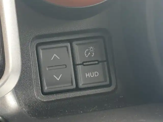スズキ スペーシア ギア HYBRID XZターボ 長崎県 2020(令2)年 7万km ブリスクブルーメタリック/ガンメタリック2トーンルーフ 衝突被害軽減ブレーキ/ディーラーOP・SDナビ【CN-RZ853】/・Bluetooth接続/・フルセグTV/・DVD再生/全方位カメラ・バックカメラ/両側パワースライドドア/クルーズコントロール/レーンキープアシスト/後席サーキュレーター/ビルトインETC/シートヒーター/LEDオートヘッドライト/パドルシフト/ヘッドアップディスプレイ/ステアリングスイッチ/ルーフレール