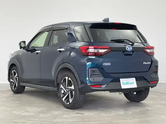ダイハツ ロッキー プレミアム G HEV 新潟県 2022(令4)年 4.4万km レーザーブルークリスタルシャイン 9インチALPINEメモリナビ/　フルセグTV/Bluetooth/CD/DVD/スマートアシスト/・アダプティブクルーズコントロール/・レーンキープコントロール/・車線逸脱警報機能/・路側逸脱警報機能/・ふらつき警報/・ブラインドスポットモニター/・リヤクロストラフィックアラート/・スマートパノラマパーキングアシスト/・前後コーナーセンサー/・パノラマモニター/・誤発進抑制制御機能/・衝突回避支援ブレーキ機能/・先行車発進お知らせ機能/・標識認識機能/・アダプティブドライビングビーム/ハーフレザーシート/前席シートヒーター/ドライブレコーダー/ビルトインETC2.0/LEDヘッドライト/オートライト/レザーステアリング/ステアリングスイッチ