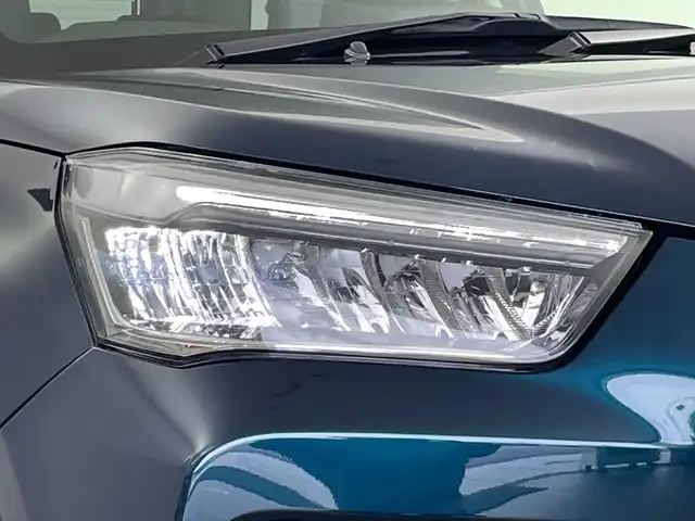 ダイハツ ロッキー プレミアム G HEV 新潟県 2022(令4)年 4.4万km レーザーブルークリスタルシャイン 9インチALPINEメモリナビ/　フルセグTV/Bluetooth/CD/DVD/スマートアシスト/・アダプティブクルーズコントロール/・レーンキープコントロール/・車線逸脱警報機能/・路側逸脱警報機能/・ふらつき警報/・ブラインドスポットモニター/・リヤクロストラフィックアラート/・スマートパノラマパーキングアシスト/・前後コーナーセンサー/・パノラマモニター/・誤発進抑制制御機能/・衝突回避支援ブレーキ機能/・先行車発進お知らせ機能/・標識認識機能/・アダプティブドライビングビーム/ハーフレザーシート/前席シートヒーター/ドライブレコーダー/ビルトインETC2.0/LEDヘッドライト/オートライト/レザーステアリング/ステアリングスイッチ