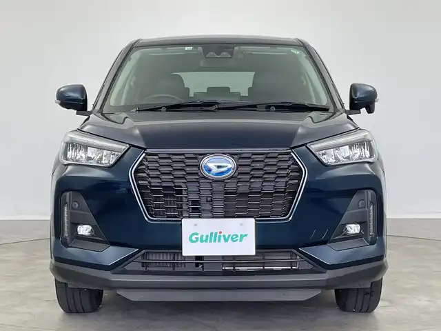 ダイハツ ロッキー プレミアム G HEV 新潟県 2022(令4)年 4.4万km レーザーブルークリスタルシャイン 9インチALPINEメモリナビ/　フルセグTV/Bluetooth/CD/DVD/スマートアシスト/・アダプティブクルーズコントロール/・レーンキープコントロール/・車線逸脱警報機能/・路側逸脱警報機能/・ふらつき警報/・ブラインドスポットモニター/・リヤクロストラフィックアラート/・スマートパノラマパーキングアシスト/・前後コーナーセンサー/・パノラマモニター/・誤発進抑制制御機能/・衝突回避支援ブレーキ機能/・先行車発進お知らせ機能/・標識認識機能/・アダプティブドライビングビーム/ハーフレザーシート/前席シートヒーター/ドライブレコーダー/ビルトインETC2.0/LEDヘッドライト/オートライト/レザーステアリング/ステアリングスイッチ