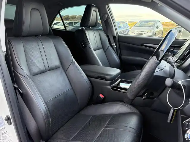 トヨタ クラウン ハイブリッド アスリートS 佐賀県 2015(平27)年 10.7万km ホワイトパールクリスタルシャイン 純正SDダブルディスプレイナビ/・フルセグTV/CD/DVD/SD/USB/Bluetooth/バックカメラ/前後ドライブレコーダー/ビルトインETC/クルーズコントロール/ブラックレザーシート/DN席パワーシート/シートヒーター/シートベンチレーション/ISOFIX対応/革巻きステアリング/ステアリングヒーター/ステアリングリモコン/純正18インチアルミホイール/純正LEDヘッドライト/純正LEDフォグランプ/純正フロアマット/純正ドアバイザ―/新車保証書/取扱説明書/スペアキー１本