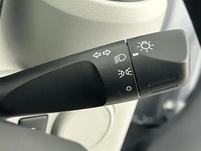 ダイハツ ミラ イース X SAⅢ 道央・札幌 2020(令2)年 2.8万km ブライトシルバーメタリック ・４WD/・ケンウッド製メモリーナビ/　CD/DVD/SD/USB/AUX/・バックカメラ/・ETC/・ドライブレコーダー前方＋室内/・スマートアシストIII/・衝突被害軽減ブレーキ/・レーンキープアシスト/・クリアランスソナー前後/・アイドリングストップ/・横滑り防止装置/・セキュリティアラーム/・オートマチックハイビーム/・ヘッドランプレベライザー/・LEDヘッドライト/・社外フロアマット/・ドアバイザー/・リモコンキー