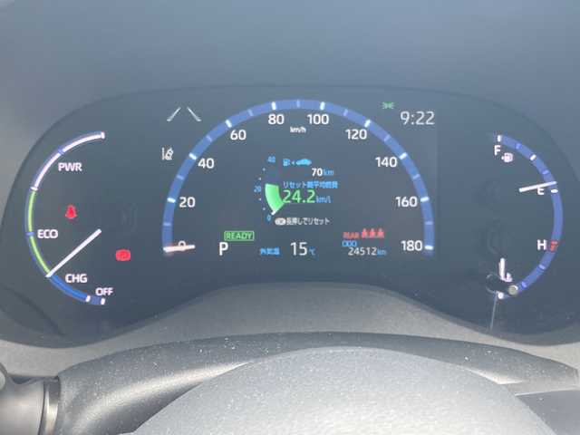 トヨタ ヤリスクロス ハイブリッド Z 福島県 2022(令4)年 2.5万km ブラックマイカ レザー調シートカバー/純正ディスプレイオーディオ/（ＵＳＢ＆ＢＴ＆Miracast）/全方位カメラ/衝突軽減ブレーキ/クルーズコントロール/レーンキープアシスト/前後ドライブレコーダー/運転席、助手席シートヒーター/運転席パワーシート/ＥＴＣ/純正１８inアルミホイール/オートライト/ＬＥＤライト/オートハイビーム/ウィンカーミラー/電動格納ミラー/スマートキー/プッシュスタート/Ｗエアバッグ/横滑り防止装置/ＡＢＳ/ドアバイザー/純正フロアマット/新車保証書/取扱説明書