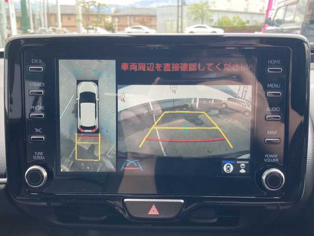 トヨタ ヤリスクロス ハイブリッド Z 福島県 2022(令4)年 2.5万km ブラックマイカ レザー調シートカバー/純正ディスプレイオーディオ/（ＵＳＢ＆ＢＴ＆Miracast）/全方位カメラ/衝突軽減ブレーキ/クルーズコントロール/レーンキープアシスト/前後ドライブレコーダー/運転席、助手席シートヒーター/運転席パワーシート/ＥＴＣ/純正１８inアルミホイール/オートライト/ＬＥＤライト/オートハイビーム/ウィンカーミラー/電動格納ミラー/スマートキー/プッシュスタート/Ｗエアバッグ/横滑り防止装置/ＡＢＳ/ドアバイザー/純正フロアマット/新車保証書/取扱説明書