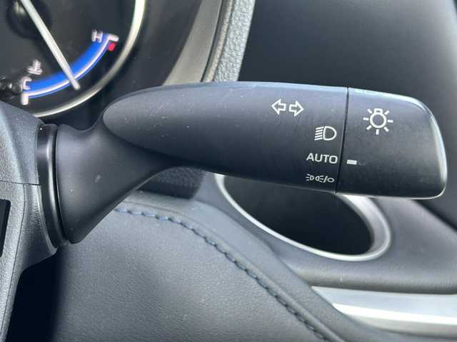 トヨタ ヴォクシー ハイブリッド S－Z 道南・函館 2023(令5)年 3.4万km アティチュードブラックマイカ ・純正ディスプレイオーディオ/・フルセグTV/・純正エンジンスターター/・バックカメラ/・純正フリップダウンモニター/・両側パワースライドドア/・ETC/・ハーフレザーシート/・前席シートヒーター/・プリクラッシュセーフティ/・レーンキープアシスト/・レーダークルーズコントロール/・クリアランスソナー/・オートマチックハイビーム/・ワンオーナー/・寒冷地仕様/・ワイパーデアイサー/・LEDヘッドライト/・オートライト/・スマートキー/・エンジンプッシュスタート