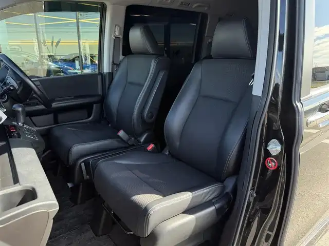 ホンダ ステップワゴン スパーダ Z クールスピリット 栃木県 2012(平24)年 8.4万km プレミアムスパークルブラックパール 社外8インチナビ/フルセグTV走行中OK/DVD再生機能/Bluetoothオーディオ/バックカメラ/ステアリングリモコン/リモコン付きフリップダウンモニター/両側パワスラ/ビルトインETC/パドルシフト/ハーフレザーシート/スマートキー×2