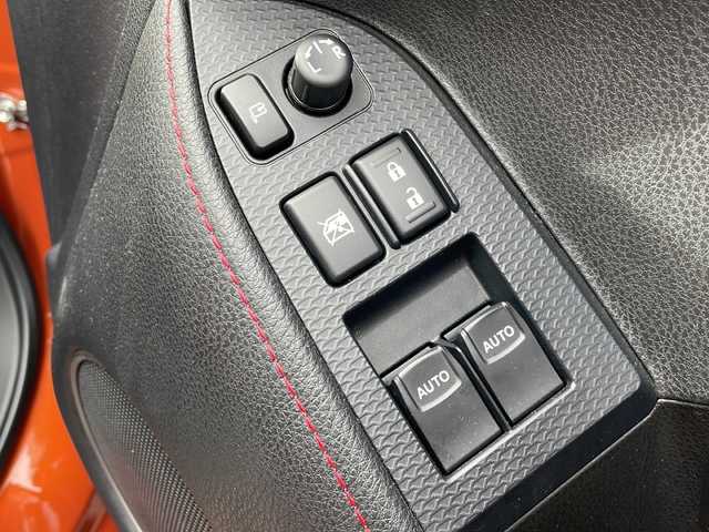 トヨタ ８６ GT リミテッド 岩手県 2014(平26)年 4.9万km オレンジメタリック 純正ナビ(CD/SD/ラジオ/AUX/Bluetooth)/ワンセグテレビ/TRDフルエアロ/ハーフレザーシート/前席シートヒーター/パドルシフト/ETC/横滑り防止機能/HIDヘッドライト/オートライト/フォグランプ/電動格納ミラー