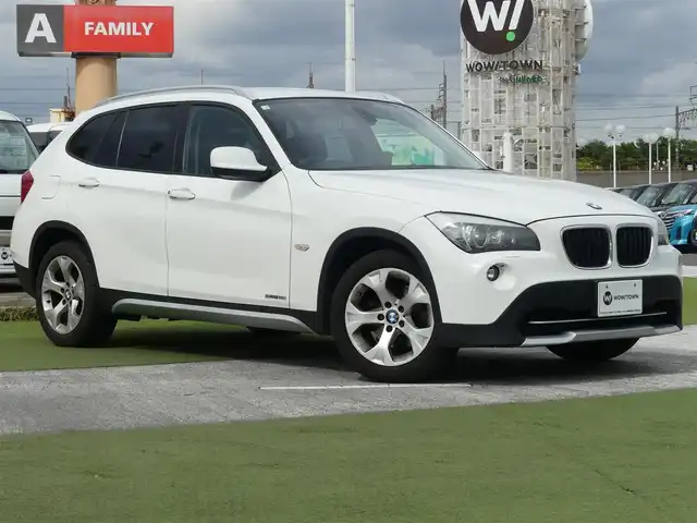 ＢＭＷ Ｘ１ 千葉県 2012(平24)年 4.4万km アルピンホワイトⅢ 社外HDDナビ/地デジTV/【DVD/CD再生機能　Bluetooth接続】/バックカメラ/ETC/HID/純正17インチアルミホイル/サイド/カーテンエアバッグ/キーレス