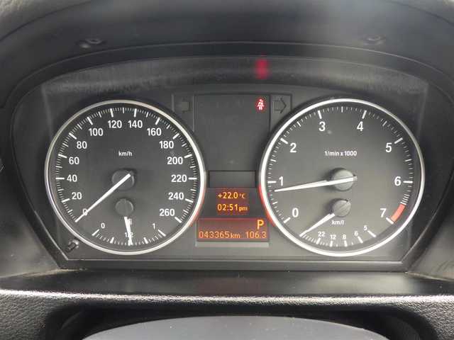ＢＭＷ Ｘ１ 千葉県 2012(平24)年 4.4万km アルピンホワイトⅢ 社外HDDナビ/地デジTV/【DVD/CD再生機能　Bluetooth接続】/バックカメラ/ETC/HID/純正17インチアルミホイル/サイド/カーテンエアバッグ/キーレス