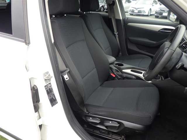ＢＭＷ Ｘ１ 千葉県 2012(平24)年 4.4万km アルピンホワイトⅢ 社外HDDナビ/地デジTV/【DVD/CD再生機能　Bluetooth接続】/バックカメラ/ETC/HID/純正17インチアルミホイル/サイド/カーテンエアバッグ/キーレス