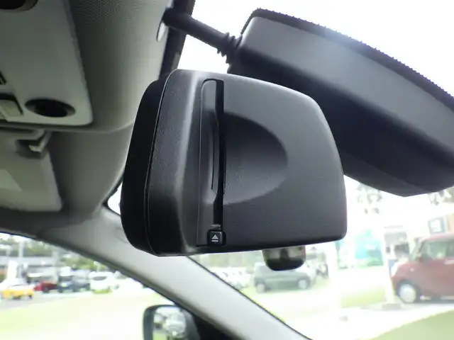 ＢＭＷ Ｘ１ 千葉県 2012(平24)年 4.4万km アルピンホワイトⅢ 社外HDDナビ/地デジTV/【DVD/CD再生機能　Bluetooth接続】/バックカメラ/ETC/HID/純正17インチアルミホイル/サイド/カーテンエアバッグ/キーレス