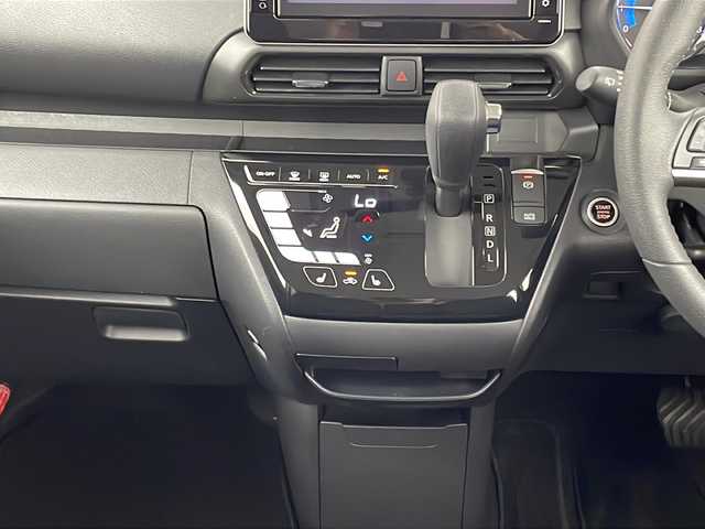 日産 ルークス HWS Gターボ プロパイロットED 新潟県 2021(令3)年 1.5万km スパークリングレッド/ブラック ４WD/プロパイロット/純正9インチSDナビ/　　CD/DVD/AM/FM/フルセグ/BT/SD/アラウンドビューモニター/両側パワースライドドア(ハンズフリーオートスライド機能付)/インテリジェンスクルーズコントロール/LEDオートライト/前席シートヒーター/15インチ純正アルミホイール付/アイドリングストップ/ステアリングスイッチ/電動パーキングブレーキ/オートブレーキホールド/サーキュレーター/後席パーソナルテーブル/後席サンシェード/スペアキー/スマートキー/ETC2.0