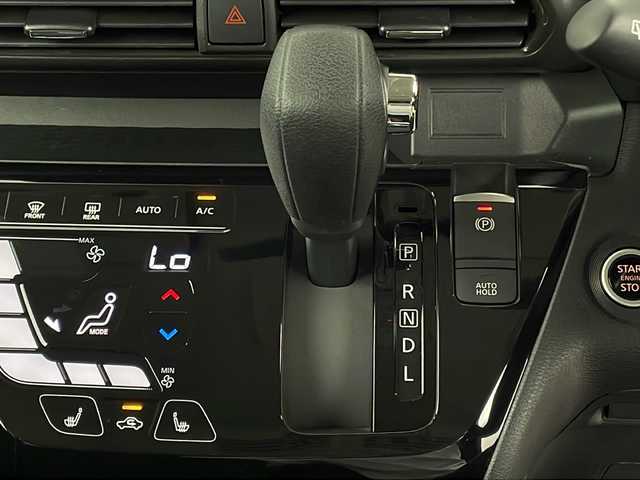 日産 ルークス HWS Gターボ プロパイロットED 新潟県 2021(令3)年 1.5万km スパークリングレッド/ブラック ４WD/プロパイロット/純正9インチSDナビ/　　CD/DVD/AM/FM/フルセグ/BT/SD/アラウンドビューモニター/両側パワースライドドア(ハンズフリーオートスライド機能付)/インテリジェンスクルーズコントロール/LEDオートライト/前席シートヒーター/15インチ純正アルミホイール付/アイドリングストップ/ステアリングスイッチ/電動パーキングブレーキ/オートブレーキホールド/サーキュレーター/後席パーソナルテーブル/後席サンシェード/スペアキー/スマートキー/ETC2.0