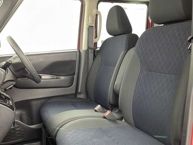 日産 ルークス HWS Gターボ プロパイロットED 新潟県 2021(令3)年 1.5万km スパークリングレッド/ブラック ４WD/プロパイロット/純正9インチSDナビ/　　CD/DVD/AM/FM/フルセグ/BT/SD/アラウンドビューモニター/両側パワースライドドア(ハンズフリーオートスライド機能付)/インテリジェンスクルーズコントロール/LEDオートライト/前席シートヒーター/15インチ純正アルミホイール付/アイドリングストップ/ステアリングスイッチ/電動パーキングブレーキ/オートブレーキホールド/サーキュレーター/後席パーソナルテーブル/後席サンシェード/スペアキー/スマートキー/ETC2.0