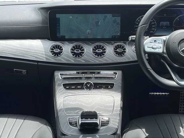 メルセデス・ベンツ ＣＬＳ２２０ｄ スポーツ エクスクルーシブPKG 岡山県 2018(平30)年 0.9万km ダイヤモンドホワイト 外部検査実施済み/登録時走行距離9014km/ワンオーナー/Apple Car Play/サンルーフ/ターボ/純正HDDナビ/(フルセグTV/Bluetooth/USB)/レーダーセーフティパッケージ/ブルメスターサウンドシステム/アラウンドビューモニター/パワートランクリッド/衝突軽減ブレーキ/黒レザーシート/レーダークルーズコントロール/LEDヘッドライト/スマートキー/ビルトインETC2.0/前席パワーシート/全席シートヒーター/前席エアシート/ブラインドスポットモニター/ヘッドアップディスプレイ/レーンアシスト/パドルシフト/横滑り防止機能/純正19インチアルミホイール/カーテンエアバッグ/道路標識アシスト/エアサス車/保証書/取扱説明書/スペアキー
