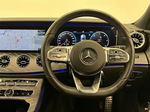 メルセデス・ベンツ ＣＬＳ２２０ｄ スポーツ エクスクルーシブPKG 岡山県 2018(平30)年 0.9万km ダイヤモンドホワイト 純正ナビ/３６０°カメラ/本革シート/シートヒーター/エアシート/パワーシート/アンビエントライト/インテリジェントライトシステム/ESP/道路標準ASST/アクティブブレーキASST/USB/レーンチェンジアシスト/ブラインドスポットアシスト/リモートパーキングアシスト/Bluetooth/アップルカープレイ/ACC/サンルーフ/HUD