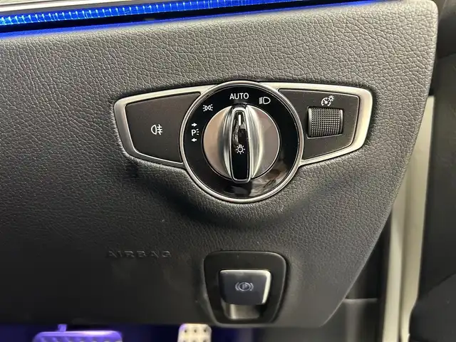 メルセデス・ベンツ ＣＬＳ２２０ｄ スポーツ エクスクルーシブPKG 岡山県 2018(平30)年 0.9万km ダイヤモンドホワイト 純正ナビ/３６０°カメラ/本革シート/シートヒーター/エアシート/パワーシート/アンビエントライト/インテリジェントライトシステム/ESP/道路標準ASST/アクティブブレーキASST/USB/レーンチェンジアシスト/ブラインドスポットアシスト/リモートパーキングアシスト/Bluetooth/アップルカープレイ/ACC/サンルーフ/HUD