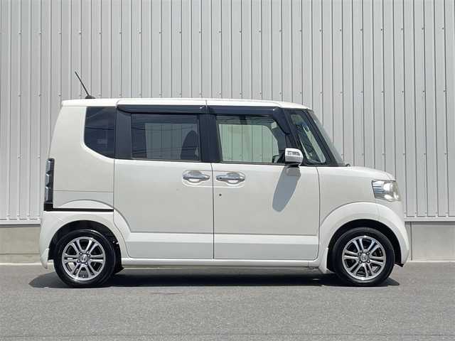 ホンダ Ｎ ＢＯＸ G SSパッケージ 群馬県 2013(平25)年 6.3万km プレミアムホワイトパール ワンオーナー/純正メモリナビ/（CD/DVD/SD/USB/ワンセグテレビ）/バックカメラ/ドライブレコーダー/ステアリングリモコン/プッシュスタート/両側パワースライドドア/純正14インチアルミホイール/ETC/純正フロアマット/ドアバイザー/横滑り防止/ヘッドライトレベライザー/保証書/取扱説明書/スペアキー