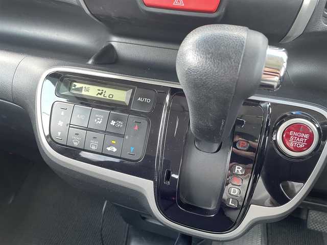 ホンダ Ｎ ＢＯＸ G SSパッケージ 群馬県 2013(平25)年 6.3万km プレミアムホワイトパール ワンオーナー/純正メモリナビ/（CD/DVD/SD/USB/ワンセグテレビ）/バックカメラ/ドライブレコーダー/ステアリングリモコン/プッシュスタート/両側パワースライドドア/純正14インチアルミホイール/ETC/純正フロアマット/ドアバイザー/横滑り防止/ヘッドライトレベライザー/保証書/取扱説明書/スペアキー
