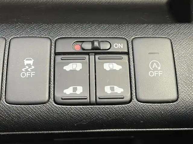 ホンダ ステップワゴン スパーダ Z 宮城県 2013(平25)年 6.5万km プレミアムスパークルブラックパール 純正ナビ/（VXM-135VFNi)/ETC/バックカメラ/両側パワースライドドア/フルセグTV/オートライト/純正フロアマット/パドルシフト/社外15インチアルミホイール