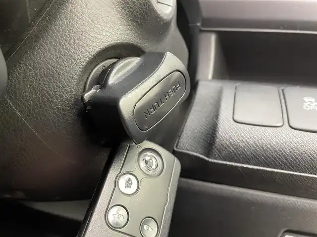 ホンダ ステップワゴン スパーダ Z 宮城県 2013(平25)年 6.5万km プレミアムスパークルブラックパール 純正ナビ/（VXM-135VFNi)/ETC/バックカメラ/両側パワースライドドア/フルセグTV/オートライト/純正フロアマット/パドルシフト/社外15インチアルミホイール