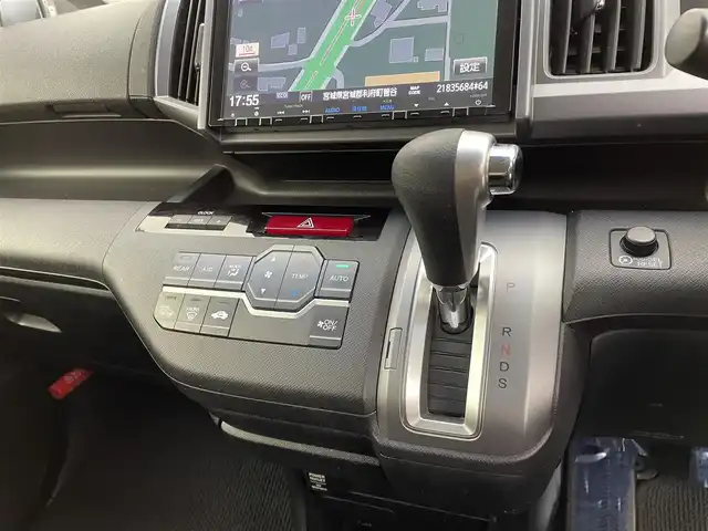 ホンダ ステップワゴン スパーダ Z 宮城県 2013(平25)年 6.5万km プレミアムスパークルブラックパール 純正ナビ/（VXM-135VFNi)/ETC/バックカメラ/両側パワースライドドア/フルセグTV/オートライト/純正フロアマット/パドルシフト/社外15インチアルミホイール