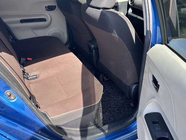 トヨタ アクア G 愛知県 2014(平26)年 11.4万km コバルトブルーメタリック 登録時走行距離113696km/社外7インチメモリナビ/(Bluetooth/フルセグTV/DVD/HDMI)/バックカメラ/ドラレコ前/ETC/ヘッドランプレベライザー/電格ミラー/革巻きステアリング/肘置き/純正フロアマット/社外ドアバイザー/リモコンキー/取説/保証書
