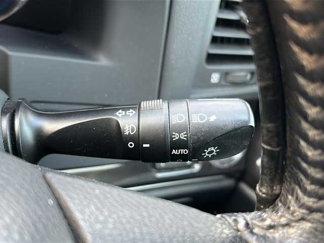 トヨタ クラウン ハイブリッド アスリートS 石川県 2014(平26)年 13.1万km ブラック クリアランスソナー/純正HDDナビ/【フルセグTV・Bluetooth・CD・DVD】/バックカメラ/USB入力端子/エンジンプッシュスタート/・スマートキー/キセノンヘッドライト/・オートライト/・フォグランプ/ビルトインETC/前席シートヒーター/前席パワーシート/社外AWスタッドレスタイヤ車載/保証書/取扱説明書