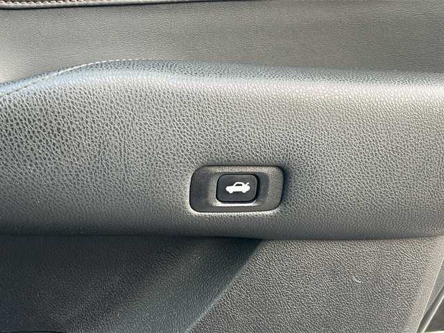 トヨタ クラウン ハイブリッド アスリートS 石川県 2014(平26)年 13.1万km ブラック クリアランスソナー/純正HDDナビ/【フルセグTV・Bluetooth・CD・DVD】/バックカメラ/USB入力端子/エンジンプッシュスタート/・スマートキー/キセノンヘッドライト/・オートライト/・フォグランプ/ビルトインETC/前席シートヒーター/前席パワーシート/社外AWスタッドレスタイヤ車載/保証書/取扱説明書