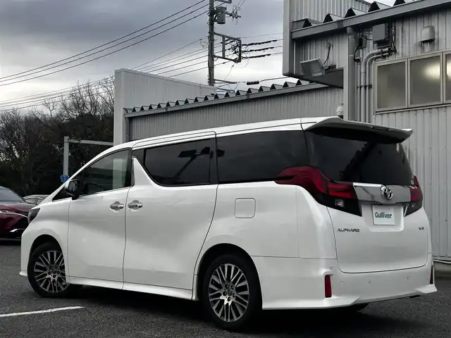 トヨタ アルファード SA Cパッケージ 静岡県 2017(平29)年 15.2万km ホワイトパールクリスタルシャイン ~JBLサウンド~/ユーザー買取車両/純正メーカーOPナビ/　【CD/DVD/BT/地デジフルセグTV】/純正18インチAW/純正LEDヘッドライト/純正フリップダウンモニター/黒本革シート/シートヒーター/Wサンルーフ/全方位カメラ/レーダークルーズコントロール/プリクラッシュセーフティシステム/ビルトインETC2.0/ウッドコンビステアリング/両側パワースライドドア/パワーバックドア/ステアリングヒーター/2列目オットマン/電動パーキングブレーキ/オートホールド/新車時保証書/取扱説明書/スペアキー×1