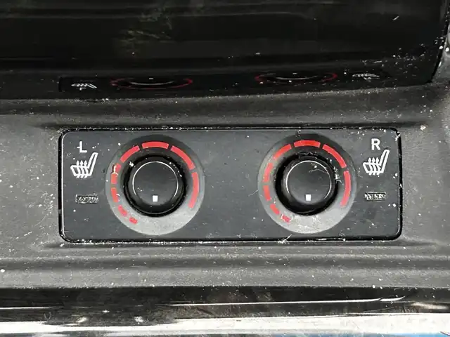 トヨタ アルファード SA Cパッケージ 静岡県 2017(平29)年 15.2万km ホワイトパールクリスタルシャイン ~JBLサウンド~/ユーザー買取車両/純正メーカーOPナビ/　【CD/DVD/BT/地デジフルセグTV】/純正18インチAW/純正LEDヘッドライト/純正フリップダウンモニター/黒本革シート/シートヒーター/Wサンルーフ/全方位カメラ/レーダークルーズコントロール/プリクラッシュセーフティシステム/ビルトインETC2.0/ウッドコンビステアリング/両側パワースライドドア/パワーバックドア/ステアリングヒーター/2列目オットマン/電動パーキングブレーキ/オートホールド/新車時保証書/取扱説明書/スペアキー×1