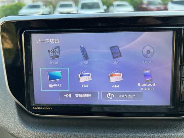 ダイハツ ムーヴ X リミテッド SAⅢ 熊本県 2018(平30)年 1.2万km パールホワイトⅢ スマートアシスト3/プッシュスタート/純正ナビ/（CD・DVD・フルセグTV・BTオーディオ・SD）/バックカメラ/純正14インチAW/右前席シートヒーター/オートライト/横滑り防止装置/純正フロアマット/純正ドアバイザー