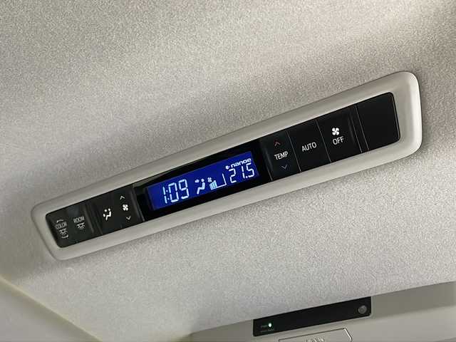 トヨタ ヴェルファイア Z Aエディション 茨城県 2015(平27)年 7.9万km ホワイトパールクリスタルシャイン モデリスタフルエアロ　純正９型ナビ　バックモニター　後席モニター　両側電動スライドドア　ＥＴＣ　スマートキー　純正１８インチアルミホイール　ＬＥＤヘッドライト　フォグランプ　オートライト　禁煙車