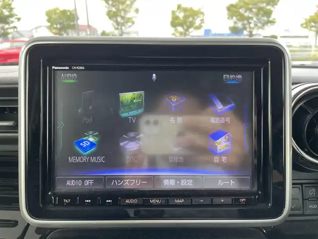 スズキ スペーシア カスタム HYBRID XS ターボ 三重県 2021(令3)年 4.8万km ピュアホワイトパール/ブラック2トーン 登録時47406km/ワンオーナー/ハーフレザーシート/4WD/禁煙車/純正ナビ/（AM/FM/TV/Bluetooth）/フルセグTV/アラウンドビューモニター/レーダークルーズコントロール/ドライブレコーダー/ステアリングスイッチ/パドルシフト/両側パワースライドドア/シートヒーター/社外レーダー/衝突軽減システム/車線逸脱防止機能/コーナーセンサー/HUD/アイドリングストップ/純正フロアマット/純正AW/プッシュスタート/スペアキー