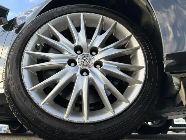 レクサス ＧＳ 350 バージョンL 愛媛県 2013(平25)年 5.7万km スターライトブラックガラスフレーク 登録時走行距離：57007km/メーカーOP純正ナビ/ビルトインETC/バックカメラ/クルコン/パドルシフト/パーキングアシスト/衝突軽減システム/盗難防止装置/横滑り防止装置/サンルーフ/D+Nシートヒーター/D+Nパワーシート/オートライト/オートハイビーム/エンジンスタートボタン/スマートキー/純正フロアマット