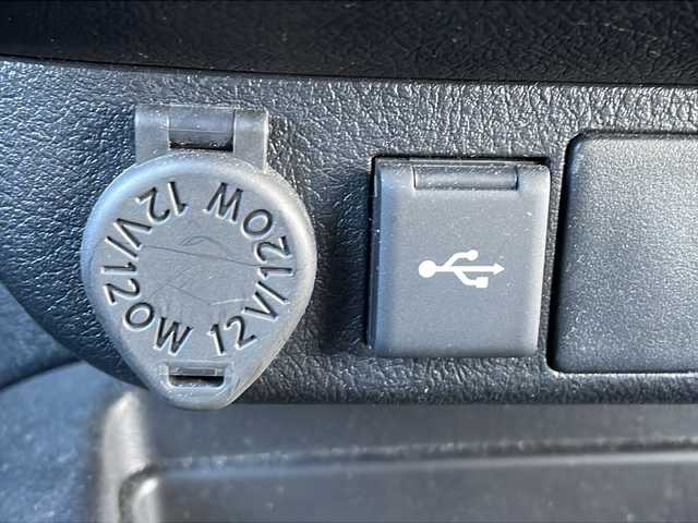 トヨタ ハイラックス Z 山口県 2023(令5)年 2.2万km アティチュードブラックマイカ ワンオーナー/4WD/ディーゼル/純正メーカーナビ/・AM/FM/Bluetooth/パノラミックビューモニター/ドライブレコーダー/ETC/トヨタセーフティセンス/・プリクラッシュセーフティ/・レーンディパーチャーアラート/・レーダークルーズコントロール/・ロードサインアシスト/・先行車発進告知機能/・ドライブスタートコントロール/クリアランスソナー/バックソナー/ダウンヒルアシスト/スマートキー/スペアキー/トノカバー/純正LEDヘッドライト/純正17インチAW