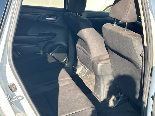 ホンダ シャトル G ホンダセンシング 鹿児島県 2019(平31)年 4.7万km プラチナホワイトパール クルーズコントロール/レーンキープアシスト/CD再生/パワーステアリング/保証書/取扱説明書/記録簿/アイドリングストップ/スペアキー/ミュージックプレイヤー接続/フルフラットシート/純正フロアマット/横滑り防止装置/衝突被害軽減システム