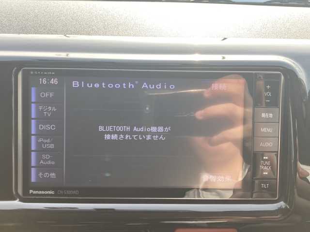 トヨタ ハイエース GL 岩手県 2013(平25)年 8.2万km ブラックマイカ ワンオーナー/4WD/社外SDナビ/・CN-5300WD/CD、DVD、BT、MSV、フルセグTV/社外フリップダウンモニター/ベットキットシート/バックカメラ/ETC/革調シートカバー/ウッドコンビハンドル/リモコンキー/フロアマット/片側パワースライドドア/オートライト/キセノンライト/フォグランプ/保証書/取扱説明書