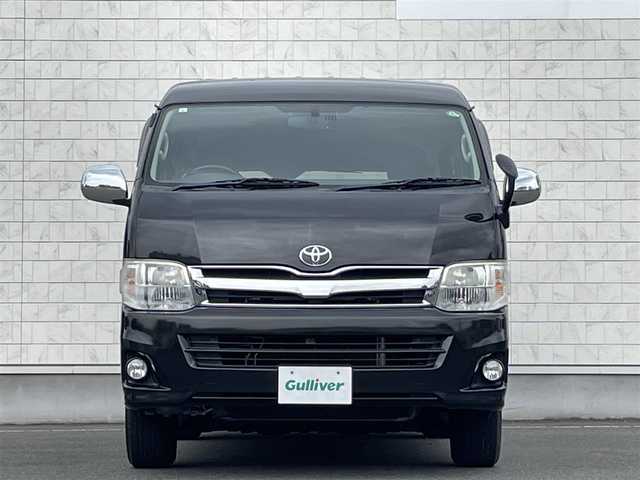 トヨタ ハイエース GL 岩手県 2013(平25)年 8.2万km ブラックマイカ ワンオーナー/4WD/社外SDナビ/・CN-5300WD/CD、DVD、BT、MSV、フルセグTV/社外フリップダウンモニター/ベットキットシート/バックカメラ/ETC/革調シートカバー/ウッドコンビハンドル/リモコンキー/フロアマット/片側パワースライドドア/オートライト/キセノンライト/フォグランプ/保証書/取扱説明書