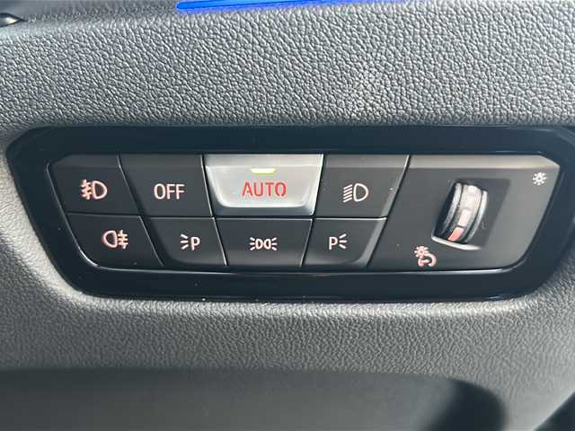 ＢＭＷ ３２０ｄ xDrive ツーリング Mスポーツ 兵庫県 2020(令2)年 4.8万km ミネラルグレー 4WD/軽油/ターボ/ワンオーナー/ファストトラックパッケージ/19インチAW/Mスポーツブレーキ(ブレーキキャリパー)/アダプティブMサスペンション/純正HDDナビ/全方位カメラ/ETC/パークディスタンスコントロール/パーキングアシスト/ドライビングアシストプロフェッショナル/ハイグロスブラックルーフレール/ブラックグリル/アダプティブLEDヘッドランプ/ハイビームアシスト/LEDフロントフォグ/パドルシフト/パワーバックドア/コンフォートアクセス/保証書/取説/スペアキー1本