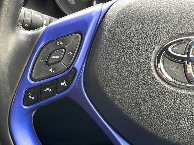 トヨタ Ｃ－ＨＲ G－T 道北・旭川 2017(平29)年 10.2万km センシュアルレッドマイカ /寒冷地仕様//純正ナビ/CD/DVD/BT/SD/フルセグ//バックカメラ//トヨタセーフティセンス＋/BSM/PCS/LDA/RCTA/オートマチックハイビーム/レーダークルーズコントロール//オートライト//前席シートヒーター//純正エンジンスターター//社外16インチAW冬タイヤ//純正18インチAW夏タイヤ積込//ミラーヒーター//ドライブレコーダー//スペアキー//LEDヘッドライト//フォグランプ//革調シートカバー//横滑り防止//フロアマット//ドアバイザー//保証書