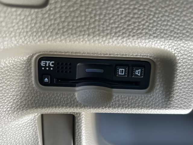 ホンダ Ｎ ＢＯＸ G L ホンダセンシング 石川県 2018(平30)年 6.6万km クリスタルブラックパール 社外ナビ（ＣＮ－ＲＡ０４Ｄ）/ＥＴＣ　/バックカメラ　/フルセグ　/片側パワースライドドア　/シートヒーター　/クルーズコントロール　/オートライト　/Ｂｌｕｅｔｏｏｔｈ　/４ＷＤ　/レーンキープアシスト　/純正アルミホイール/スペアキー(1本)/スタッドレスタイヤ車載