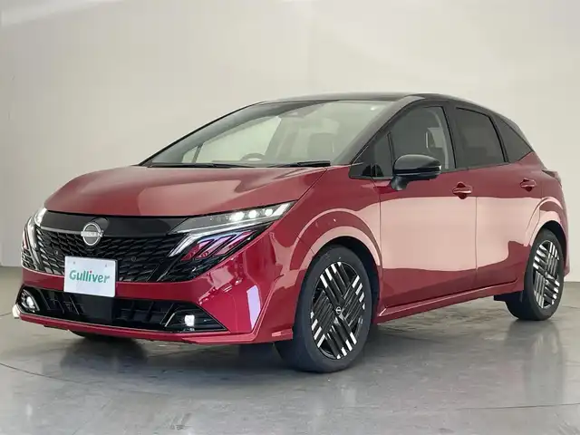 日産 オーラ G 愛知県 2024(令6)年 0.2万km ガーネットレッド/スーパーブラック 2トーン 純正９型ナビ　フルセグＴＶ　ＨＤＭＩ　プロパイロット　ＢＯＳＥサウンド　デジタルインナーミラー　前後ドラレコ　ワイヤレス充電　シートヒーター　ＬＥＤライト　衝突軽減　追従クルコン　コーナーセンサ　電動パーキング　フォグランプ　ステアリングヒーター　ETC2.0　禁煙車