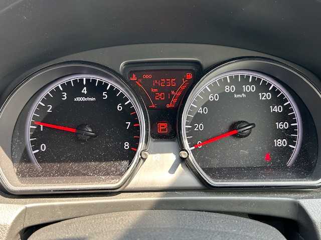 日産 ノート X 静岡県 2019(平31)年 1.5万km ブリリアントホワイトパール ワンオーナー/社外SDナビ/AM/FM/CD/DVD/BT/フルセグ/バックカメラ/純正フロアマット/アイドリングストップ/衝突軽減ブレーキ/プッシュスタート/スマートキー/オートライト