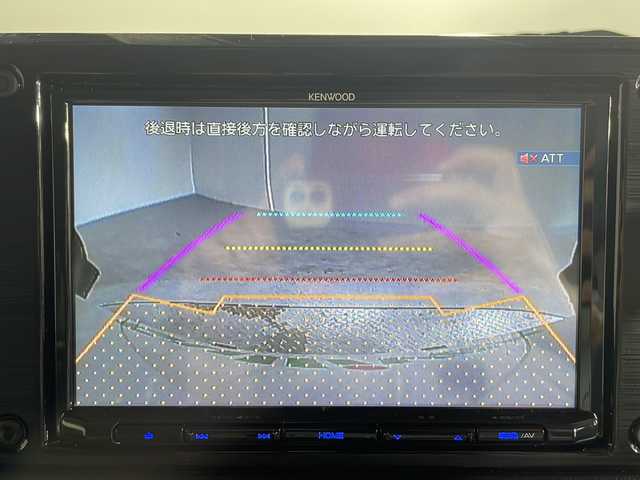 スズキ ジムニー ノマド FC 沖縄県 2025(令7)年 0.1万km ベージュ 禁煙車　/４ＷＤ　/ワンオーナー/8インチ純正ディーラーＯＰナビ/【ＣＤ／ＤＶＤ／フルセグＴＶ／ＢＴ】　/バックカメラ　/ＥＴＣ　/レーダークルーズコントロール　/レーダーブレーキサポート/ダウンヒルアシストコントロール　/ＬＥＤヘッドライト　/ヘッドライトウォッシャー/１５インチ純正アルミ/背面タイヤ