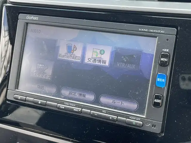 ホンダ フィット 13G Lパッケージ 茨城県 2014(平26)年 9万km プレミアムホワイトパール 純正ナビ/【CD・DVD・ラジオ・TV・iPod・SD・USB・BT・VTR・AUX】/ETC/Bカメラ/アイドリングストップ/ステリモ/オートライト/LEDライト/オートエアコン/スマートキー/プッシュスタート/純正フロアマット/社外アルミホイール