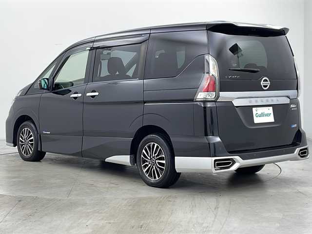 日産 セレナ ライダー 道央・札幌 2016(平28)年 7.3万km ダイヤモンドブラック ・4WD/・寒冷地仕様/・純正ナビ&CD&DVD&SD&BT&TV/・全方位カメラ/・純正フリップダウンモニター/・両側パワースライドドア/・プロパイロット/・衝突軽減ブレーキ/・レーンキープアシスト/・デジタルインナーミラー/・TVキャンセラー/・社外レーダー/・パーキングアシスト/・ドアミラーヒーター/・LEDヘッドライト/・LEDフォグランプ/・LEONIS15インチAW